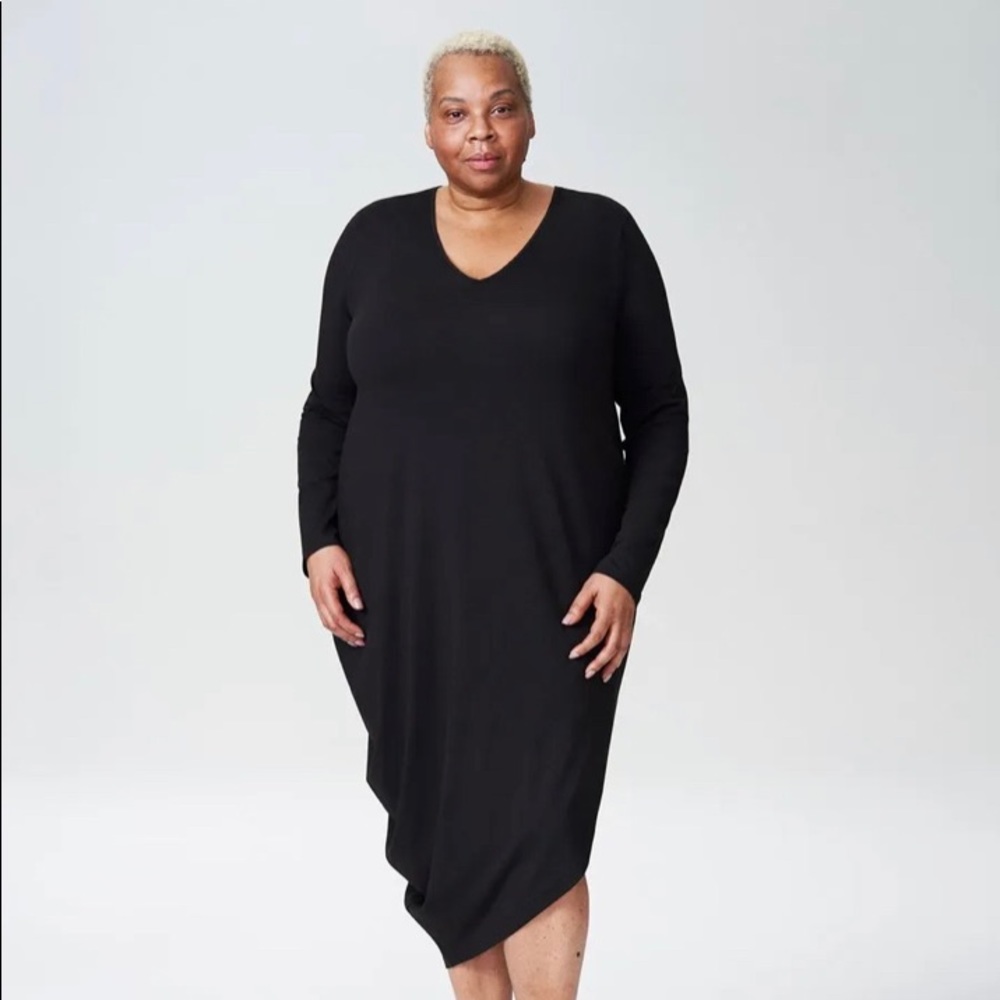 Universal Standard Long-Sleeve V-Neck Geneva Dress